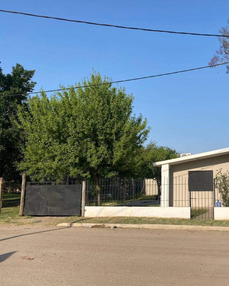 🏡 ¡casa en venta, completamente renovada!📍 ubicación ideal jose uriburu villa santa rosa – to (2)