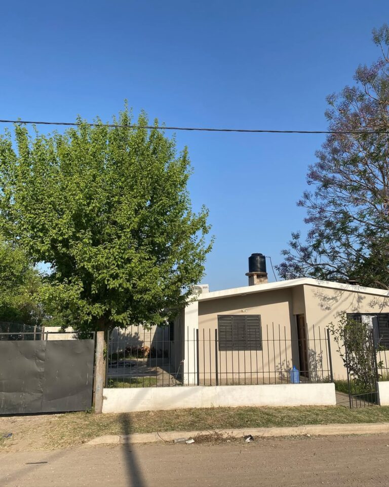 🏡 ¡casa en venta, completamente renovada!📍 ubicación ideal jose uriburu villa santa rosa – to (3)