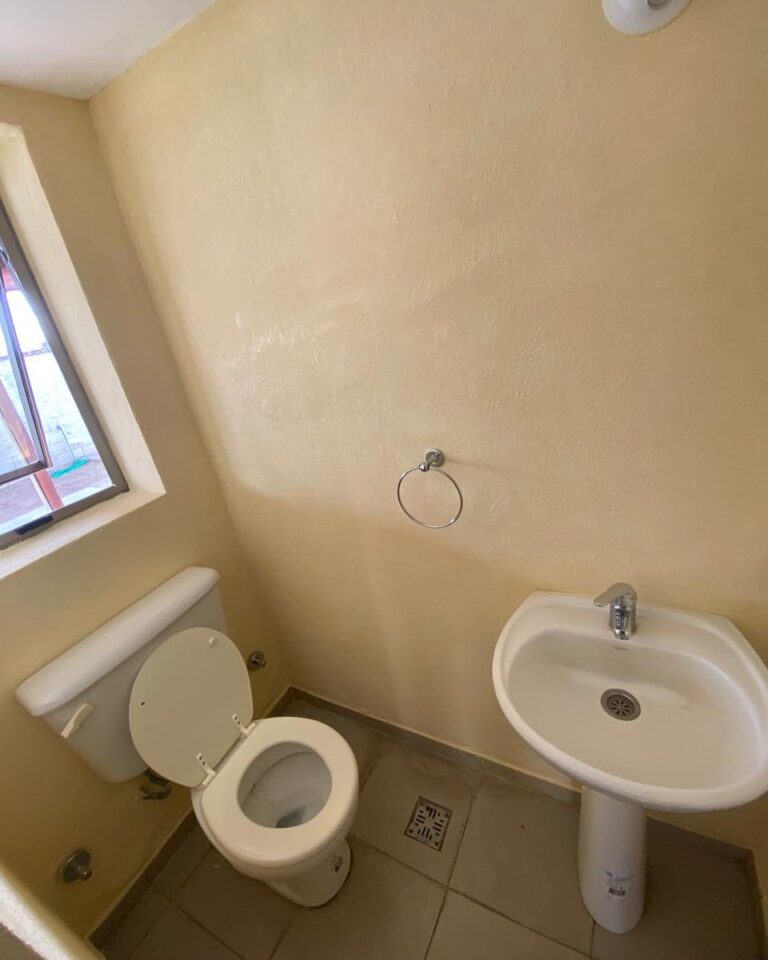 🏡 ¡inmueble en venta!📍 ubicación privilegiada teniente coronel 468, a pocos metros de la ruta (4)